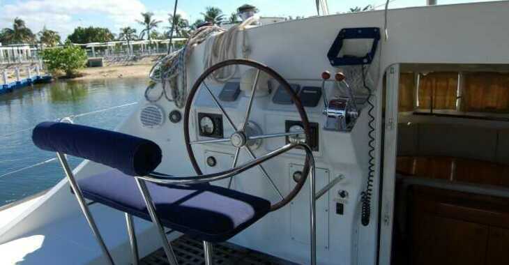 Alquilar catamarán en Marina Cienfuegos - Lagoon 410