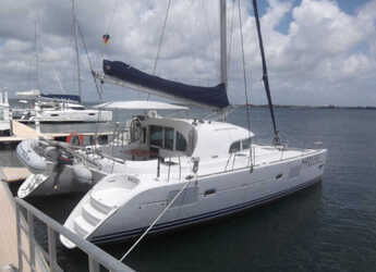 Alquilar catamarán en Marina Cienfuegos - Lagoon 380