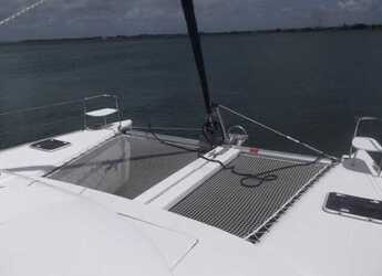 Alquilar catamarán en Marina Cienfuegos - Lagoon 380