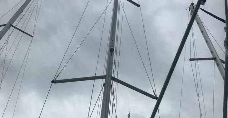 Rent a sailboat in Muelle de la lonja - Sun Odyssey 519