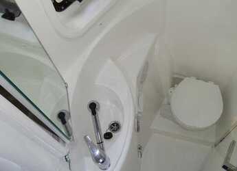 Chartern Sie katamaran in Muelle de la lonja - Leopard 44