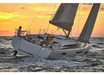 Rent a sailboat in Puerto Deportivo Radazul - Sun Odyssey 490