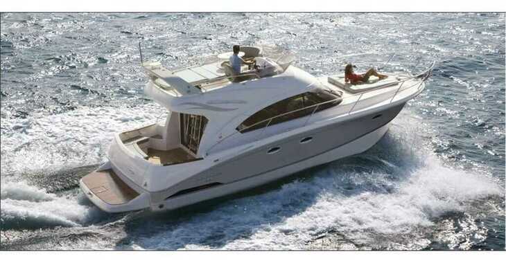 Chartern Sie motorboot in Marina Nava - Antares 36