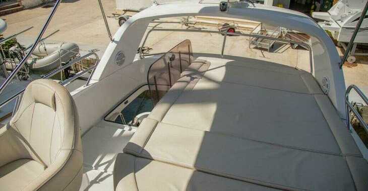 Rent a motorboat in Marina Nava - Antares 36