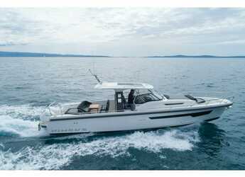 Chartern Sie motorboot in Marina Nava - Nimbus T11