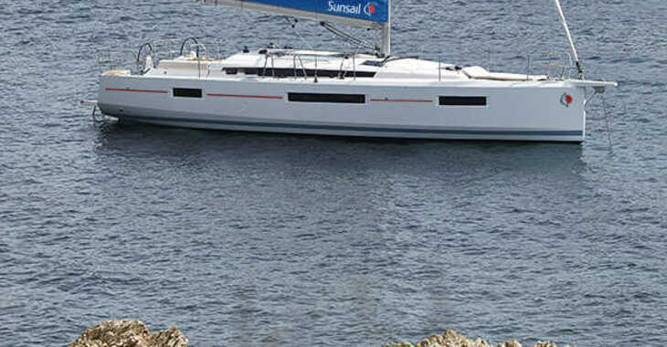 Chartern Sie segelboot in Apooiti Marina - Sunsail 44 SO (Classic)