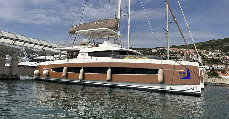 Rent a catamaran in Marina Frapa Dubrovnik - Bali 5.4