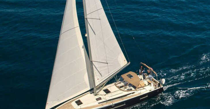 Chartern Sie segelboot in Marina Baotić - Sun Odyssey 440 - 3 cab.