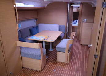 Alquilar velero en Marina Kremik - Dufour 430