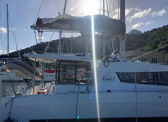 Louer catamaran à Marina Costa Baja - Bali 4.0 - 4 + 2 cab.
