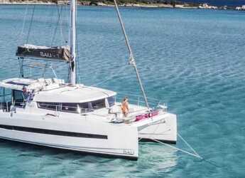 Rent a catamaran in Marina Costa Baja - Bali 4.1 - 4 + 2 cab.