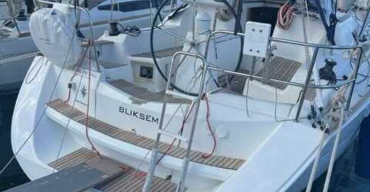 Rent a sailboat in Marina di Portisco - Sun Odyssey 36i performance 