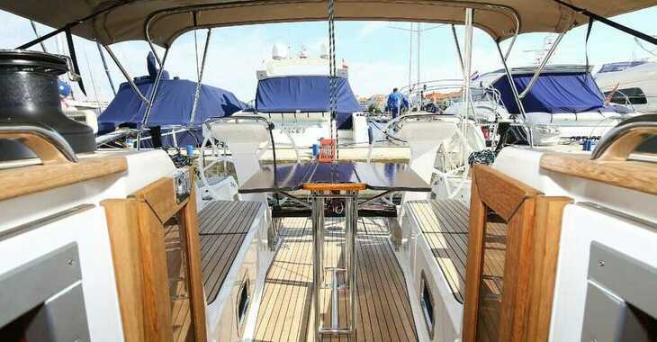 Rent a sailboat in Trogir (ACI marina) - Bavaria Cruiser 41S