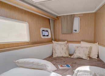 Louer catamaran à Trogir (ACI marina) - Lagoon 400 S2 - 4 + 2 cab.