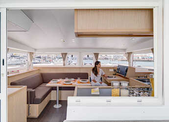 Louer catamaran à Trogir (ACI marina) - Lagoon 400 S2 - 4 + 2 cab.