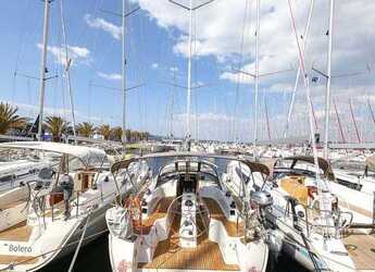 Rent a sailboat in Jezera ACI Marina - Bavaria Cruiser 33