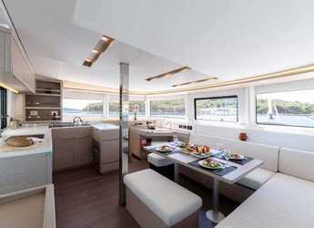 Rent a catamaran in Marina Mandalina - Lagoon 46 - 4 + 2 cab.