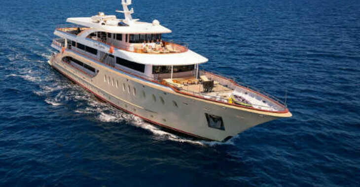 Chartern Sie yacht in ACI Marina Split - Motoryacht Queen Eleganza
