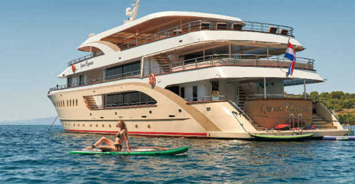 Louer yacht à Split (ACI Marina) - Motoryacht Queen Eleganza