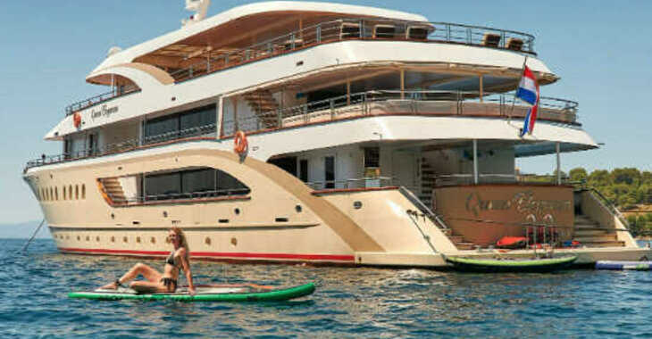 Rent a yacht in Marina Split (ACI Marina) - Motoryacht Queen Eleganza