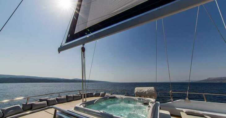 Rent a motorboat in Split (ACI Marina) - Omnia
