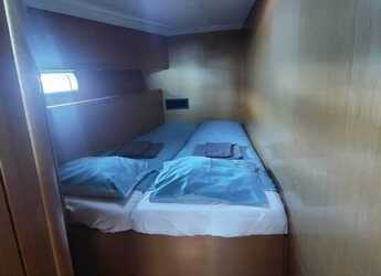 Rent a sailboat in Marina San Miguel - Jeanneau 53 - 5 cab.