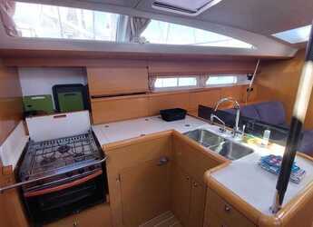 Rent a sailboat in Marina San Miguel - Jeanneau 53 - 5 cab.