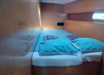 Rent a sailboat in Marina San Miguel - Jeanneau 53 - 5 cab.