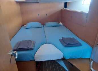 Rent a sailboat in Marina San Miguel - Jeanneau 53 - 5 cab.