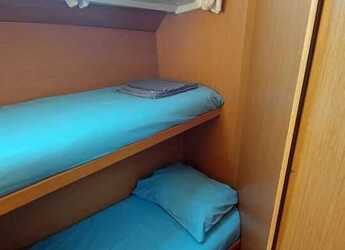 Rent a sailboat in Marina San Miguel - Jeanneau 53 - 5 cab.