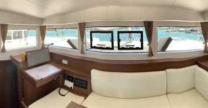 Rent a catamaran in Muelle de la lonja - Lagoon 40 - 4 + 2 cab