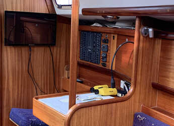 Rent a sailboat in Altefähr Harbor - Delphia 40