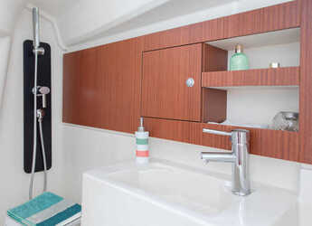 Rent a sailboat in Altefähr Harbor - Hanse 315