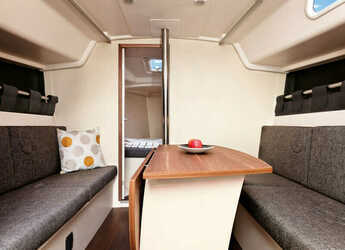 Rent a sailboat in Altefähr Harbor - Dehler Varianta 37