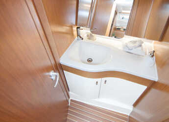 Rent a sailboat in Altefähr Harbor - Dehler 34