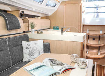 Rent a sailboat in Altefähr Harbor - Dehler 34