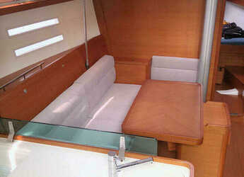 Rent a sailboat in Marina Flensburg Sonwik - Dufour 40E