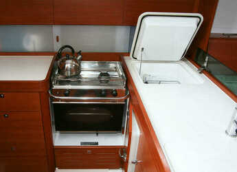 Rent a sailboat in Marina Flensburg Sonwik - Dufour 40E