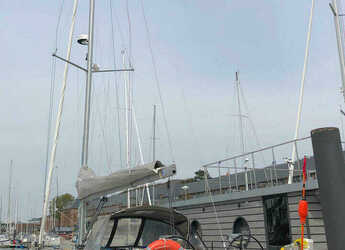 Rent a sailboat in Marina Flensburg Sonwik - Dufour 40E
