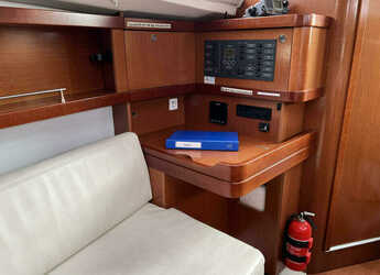 Rent a sailboat in Marina Flensburg Sonwik - Oceanis 31