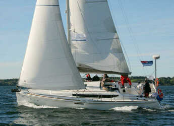 Rent a sailboat in Marina Flensburg Sonwik - Sun Odyssey 379