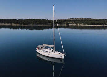 Rent a sailboat in Marina Mandalina - Elan Impression 40