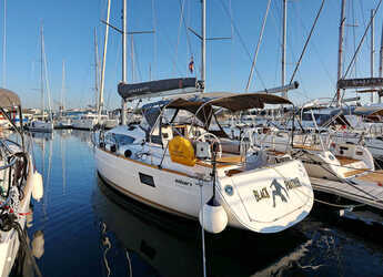 Rent a sailboat in Marina Mandalina - Elan Impression 40