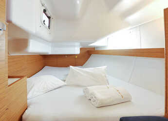 Rent a sailboat in Marina Mandalina - Elan Impression 40