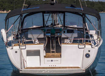Rent a sailboat in Marina Mandalina - Hanse 458
