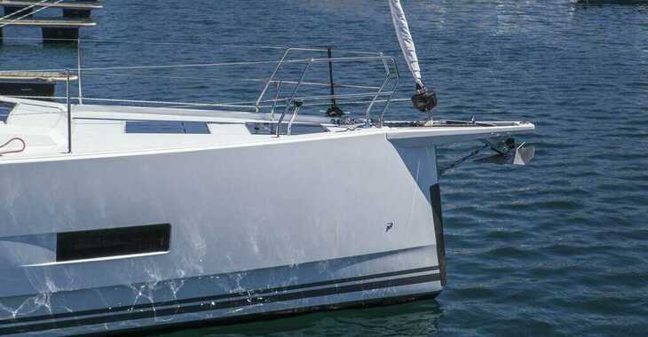 Rent a sailboat in Marina Mandalina - Hanse 460