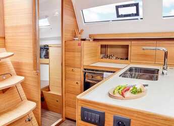 Alquilar velero en Marina Mandalina - Elan Impression 40.1