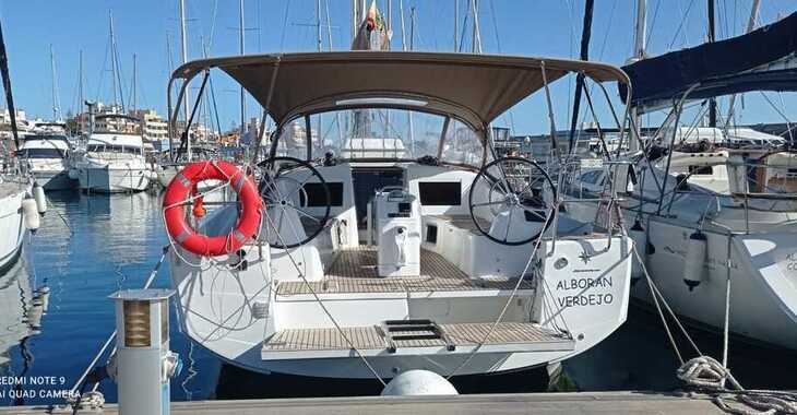 Alquilar velero en Marina del Sur. Puerto de Las Galletas - Sun Odyssey 410