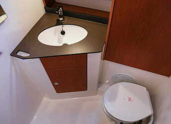 Chartern Sie segelboot in Marina di Portisco - Bavaria Cruiser 51