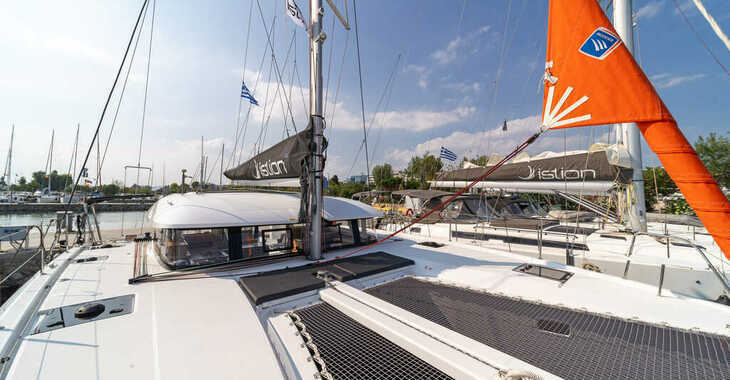 Rent a catamaran in Marina Gouvia - Excess 11